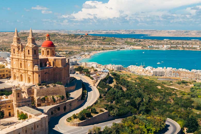 Vista aérea da igreja de Mellieħa