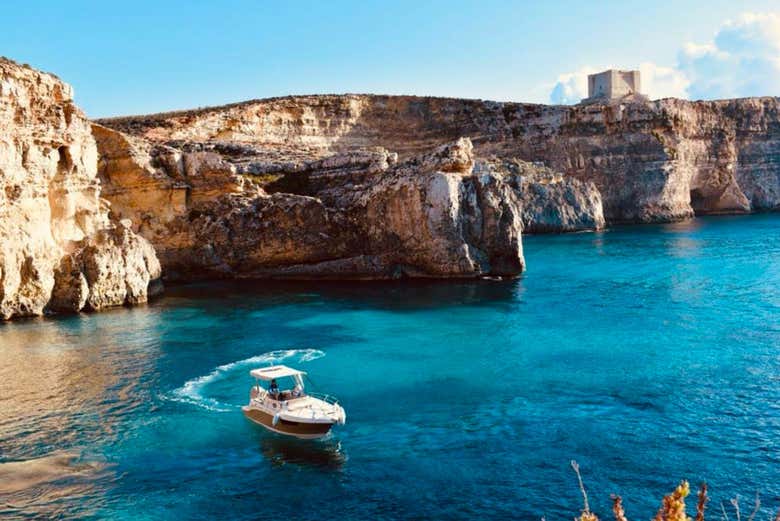 Crystal Lagoon-Comino