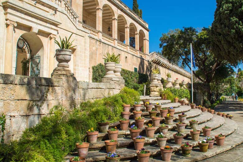 Jardins de San Anton, junto ao Palácio Presidencial de Attar