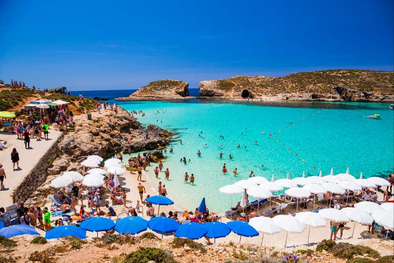 Praia da Lagoa Azul de Comino