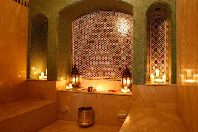 Dans les bains arabes