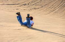 Sandboarding nas dunas de Tifnit