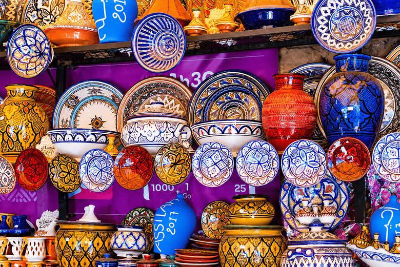 Artesanía en el mercado de Asilah