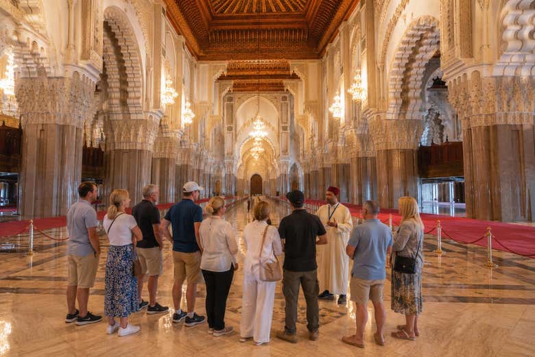 Disfrutando de la visita guiada por la Mezquita Hassan II