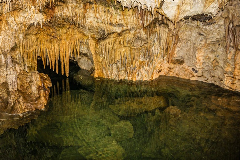 Inside Knadel Cave
