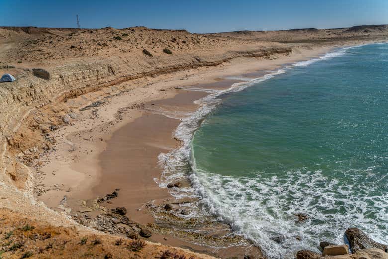 Depuis le bateau, vous contemplerez le littoral de Dakhla