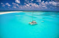 Giro in catamarano a Dajla