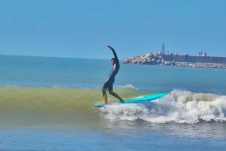 Em busca da posição perfeita nas ondas