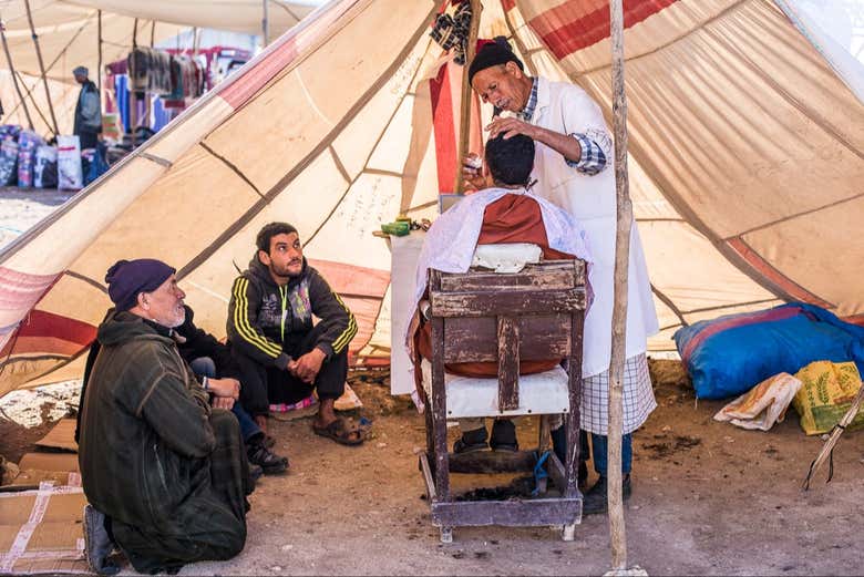 Un barbiere del mercato