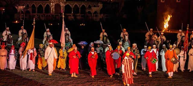 Cena y espectáculo de fantasía en Chez Ali