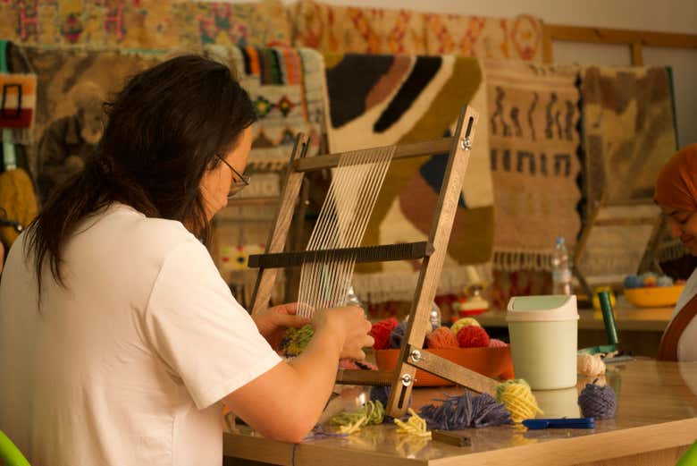 Descubriendo las técnicas tradicionales del tejido marroquí