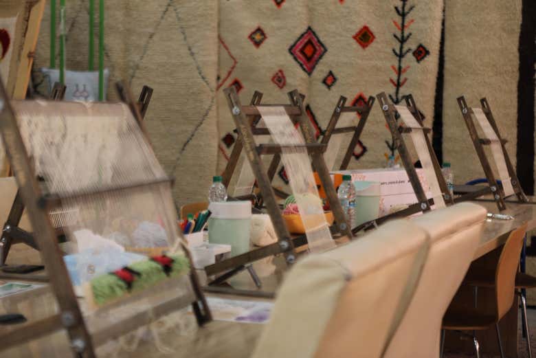 Los telares del taller de alfombras en Marrakech