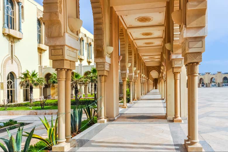 Colonnade de la mosquée Hassan II