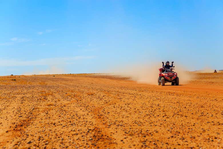 Circuit dans le désert d'Agafay en quad