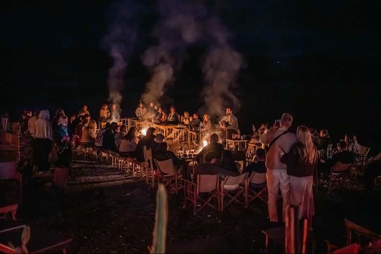 Disfrutando de la noche en Agafay