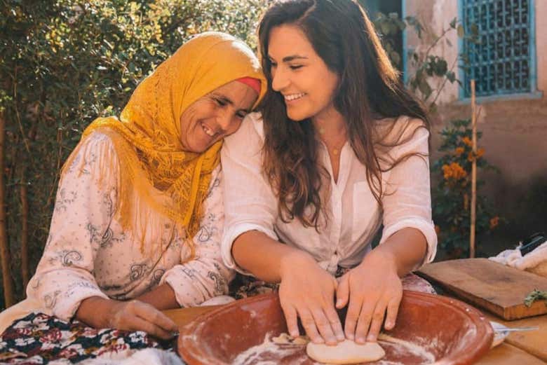 Aprendiendo los toques mágicos de la cocina de Marruecos