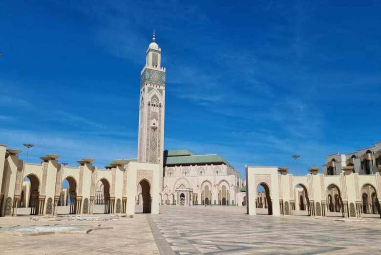 See the architectural masterpieces of the city