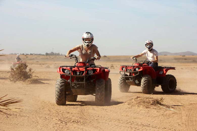 Quad dans le désert d'Agafay