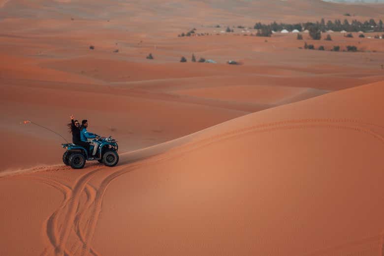 Tour en quad por las dunas del desierto