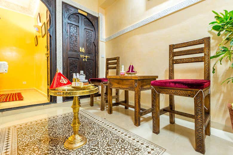 Waiting room in the hammam