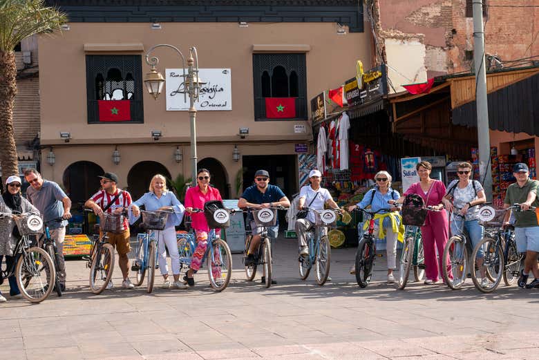 Recorred las animadas plazas y callejuelas de la Medina