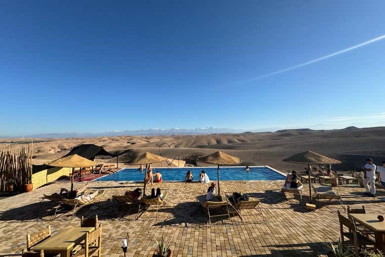 Profitez de la piscine avec vue sur le désert