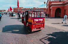 Tour privado en tuk tuk por Marrakech