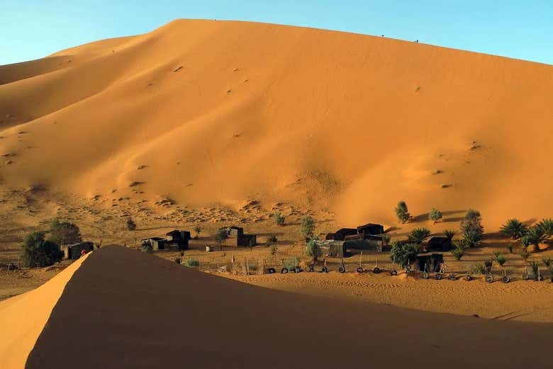 Il campo tendato nel deserto
