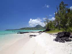 Playa virgen en Isla Mauricio