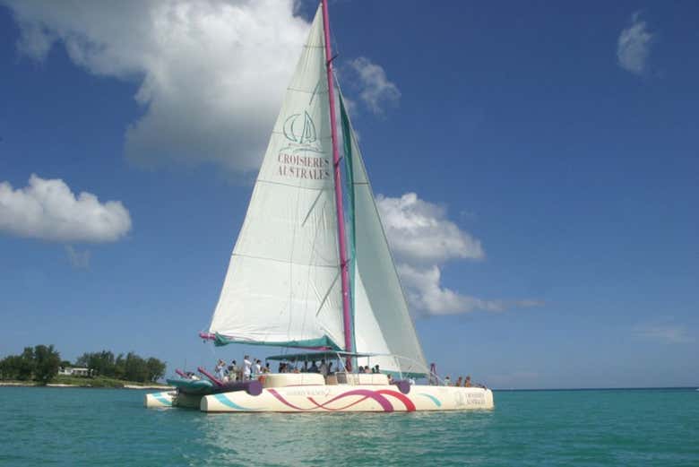 Paseando en catamarán