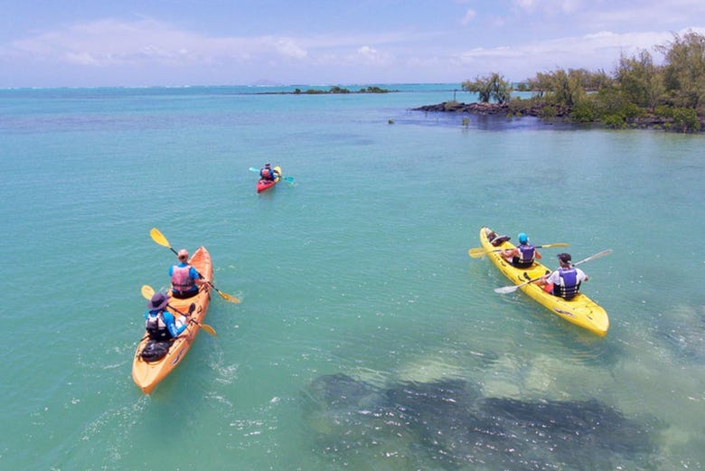 Vue sur l'Océan Indien depuis les kayaks