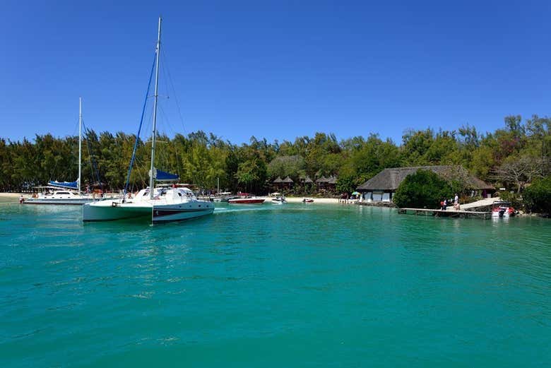 Arrivée en catamaran