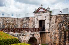 Tour por el Fuerte de San Diego + Playas Caleta y Caletilla