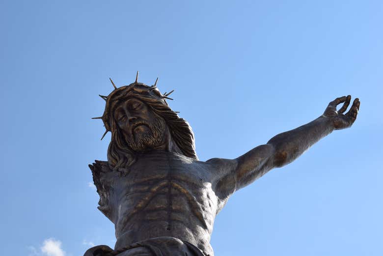Statue of the Broken Christ