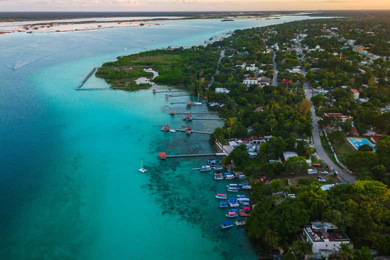 Vista aérea de la laguna de Bacalar