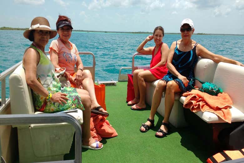 A bordo de la lancha