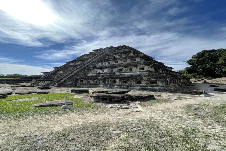 Pirámide de los nichos