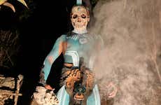Cerimonia del Giorno dei Morti in un cenote