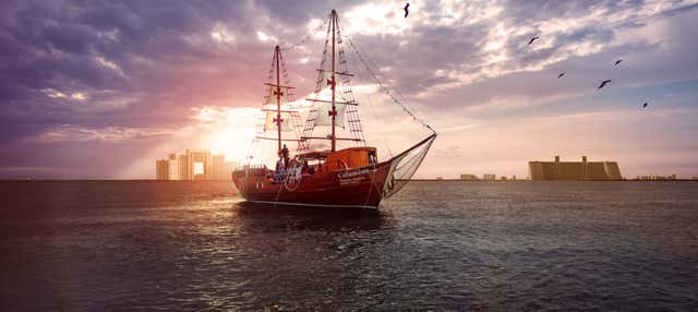 Crucero con cena en galeón al atardecer