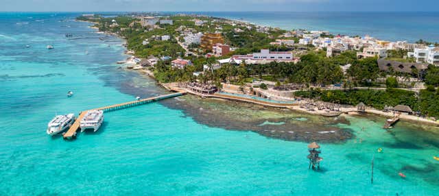 Catamaran Cruise to Isla Mujeres