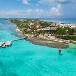 Excursión a Isla Mujeres en catamarán