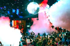 Fiesta en la discoteca Mandala Nightclub