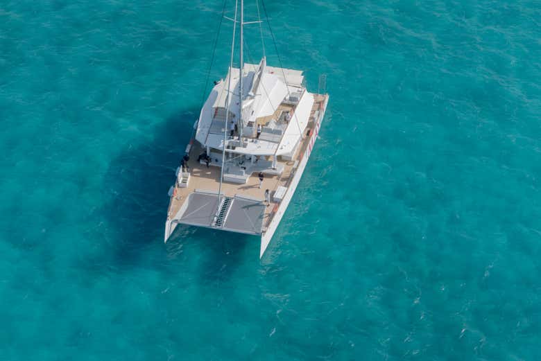 Enjoy the catamaran ride in Cancún