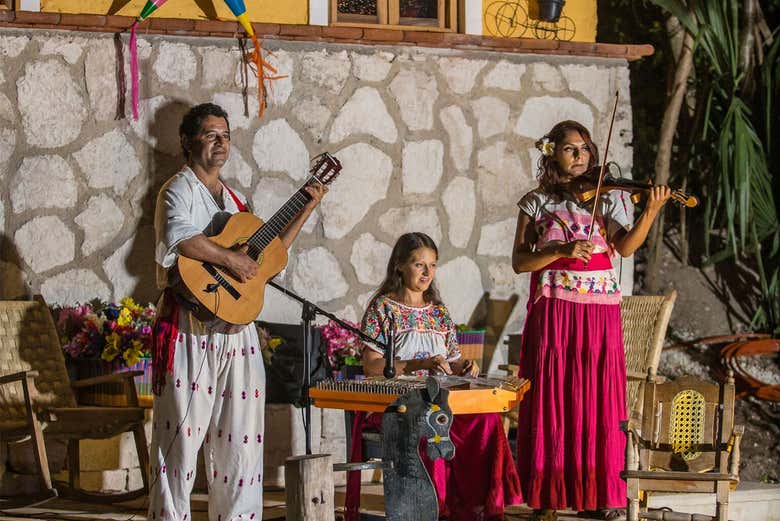 Espectáculo en Xoximilco