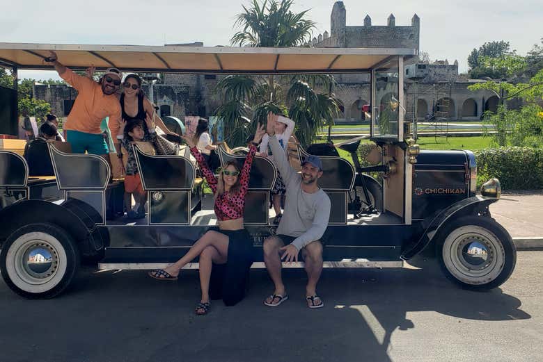 Foto en un coche antiguo