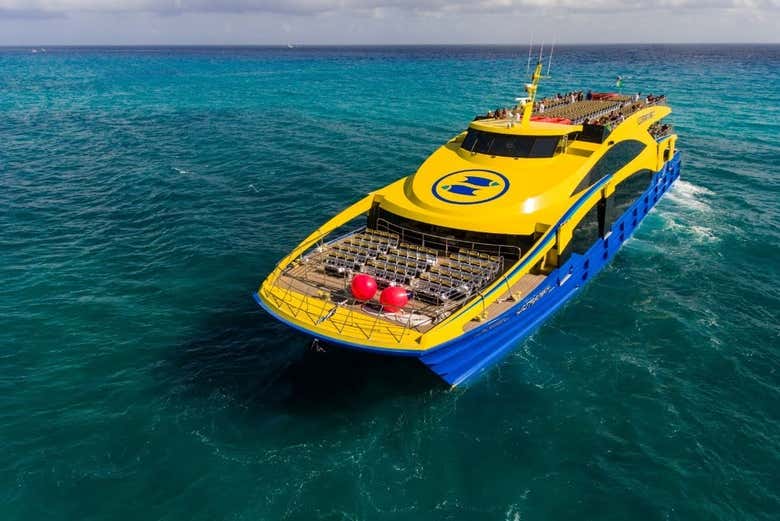 Navegando a Isla Mujeres
