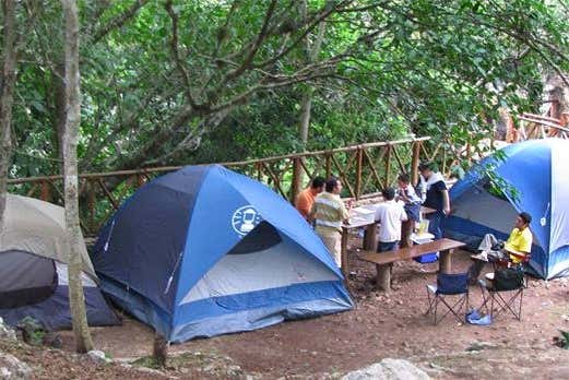 Área de descanso e acampamento