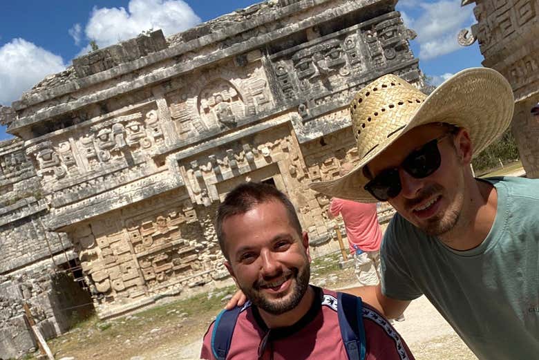 Alla scoperta delle rovine Maya