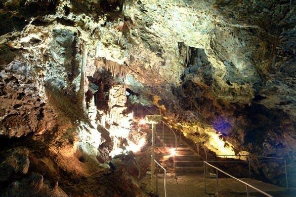 Recorriendo las grutas Nombre de Dios