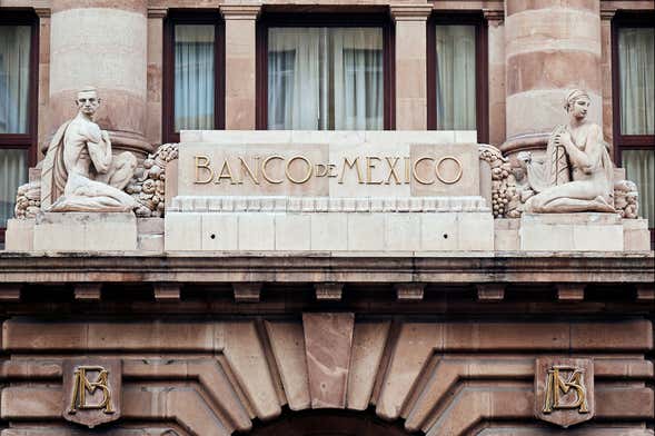 Tour por el Banco Nacional y los palacios de Ciudad de México